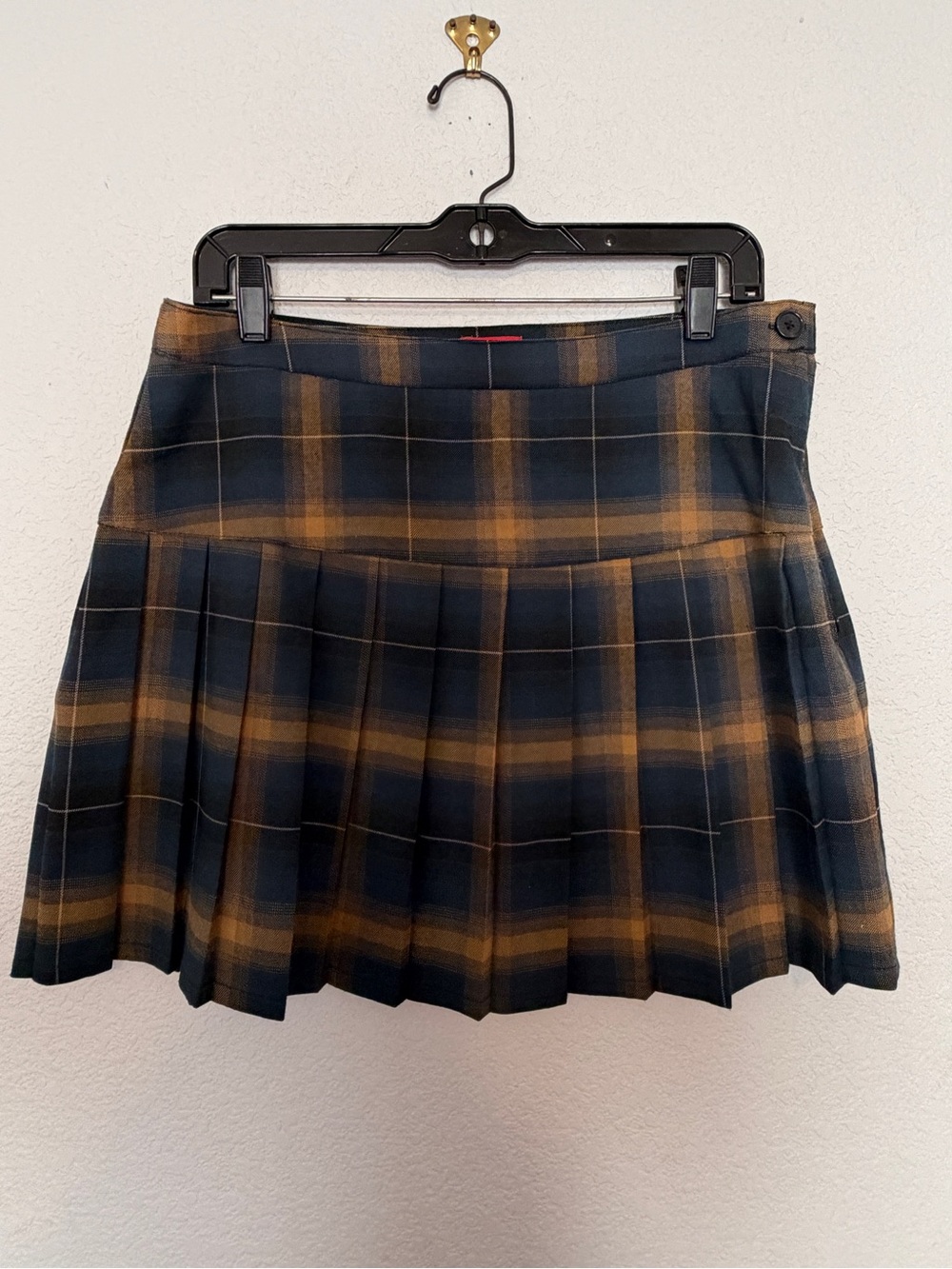 Dickies Plaid Pleated Mini Skirt in Navy and Mustard Size 13
